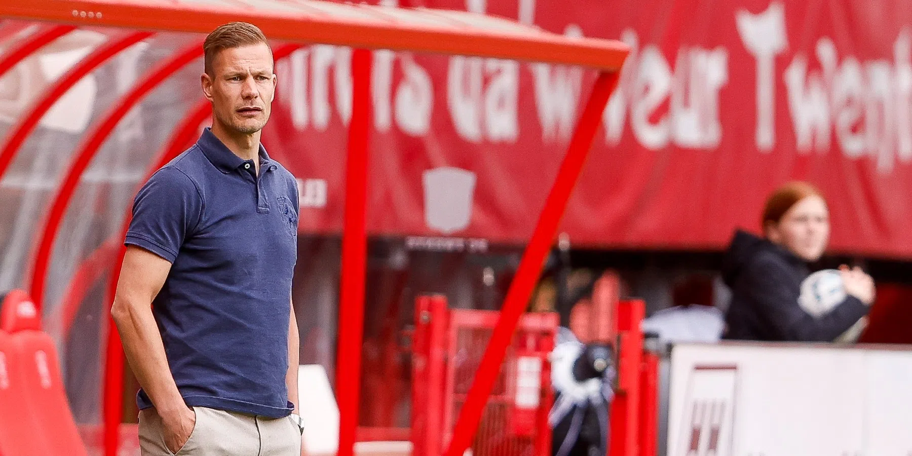 Pot over vertrek bij Twente en Slot
