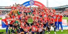 Slagveld rond Philips Stadion: PSV-fans vechten met ME, één agent gestoken