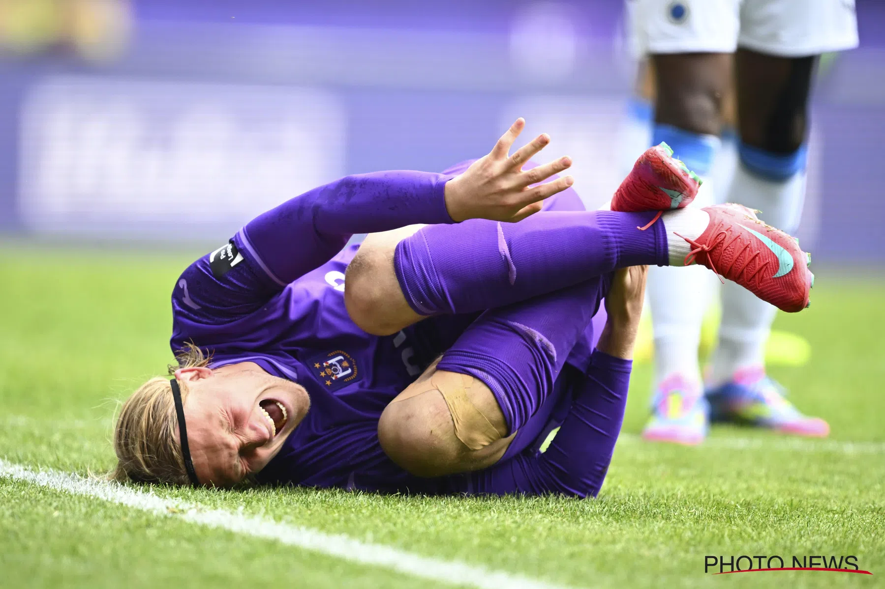 Onbegrip bij RSC Anderlecht-fans, zien strafschop door overtreding Onyedika