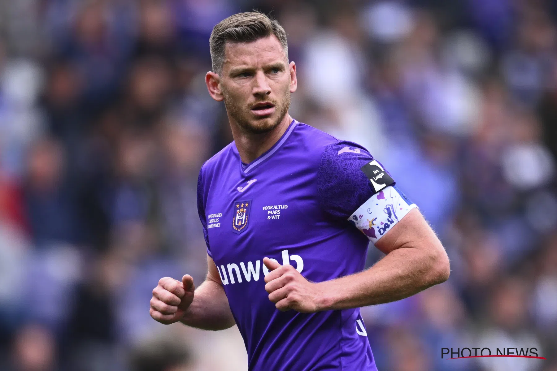 Bijzondere aanvoerdersband voor Jan Vertonghen bij afscheid Anderlecht