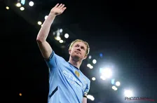 Thumbnail for article: Defour interviewt De Bruyne na afscheidsmatch: "Was even een moeilijk moment"