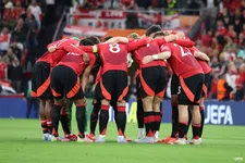 Thumbnail for article: Britse pers snoeihard over rampzalig United: 'Het monster van Frankenstein'