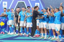 Thumbnail for article: Napoli-president doet opmerkelijke Conte-uitspraak: 'Als iemand niet blij is...'