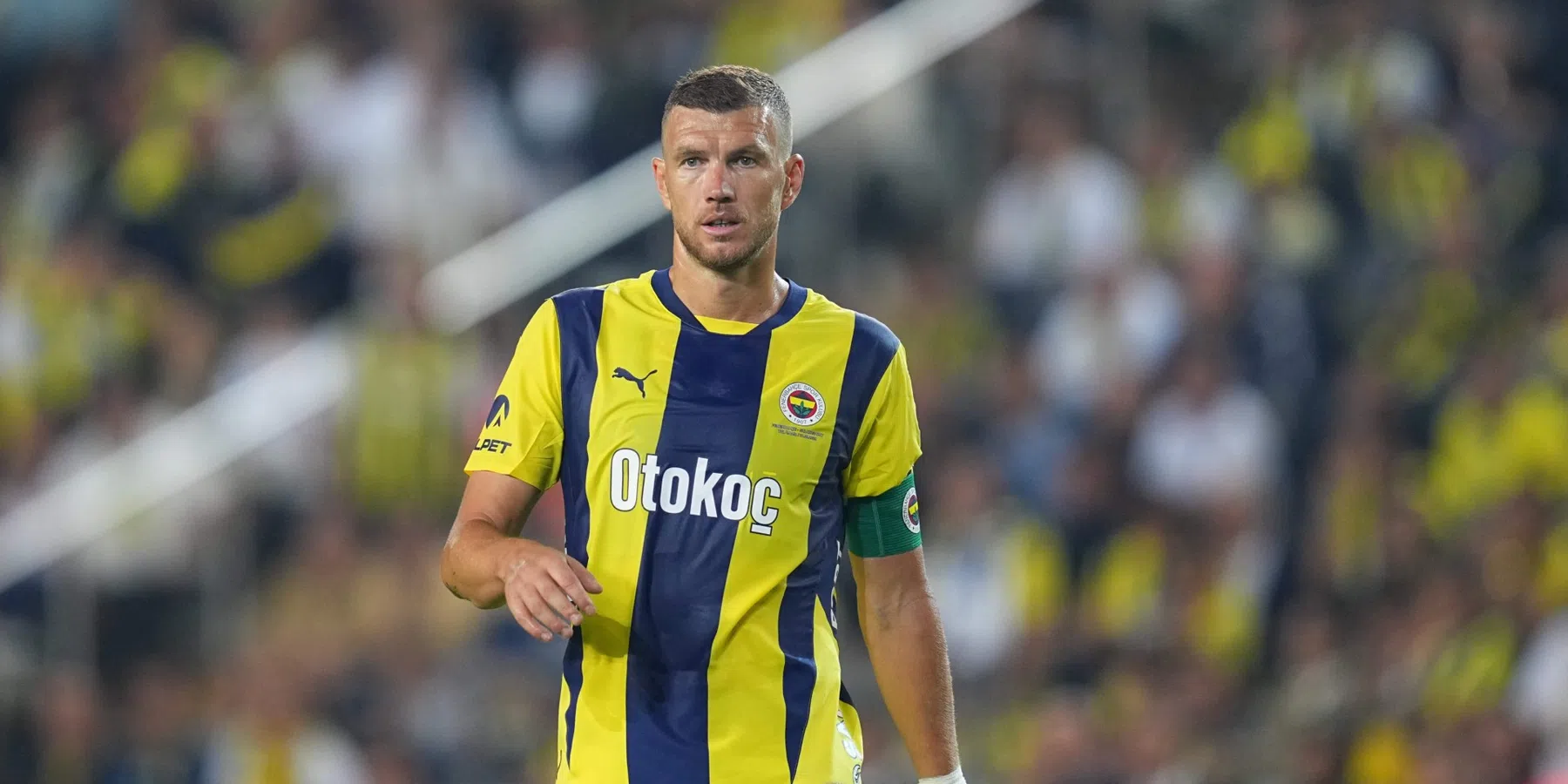 Dzeko volgt voorbeeld Tadic: 'Trots dat ik shirt Fenerbahçe heb mogen dragen'