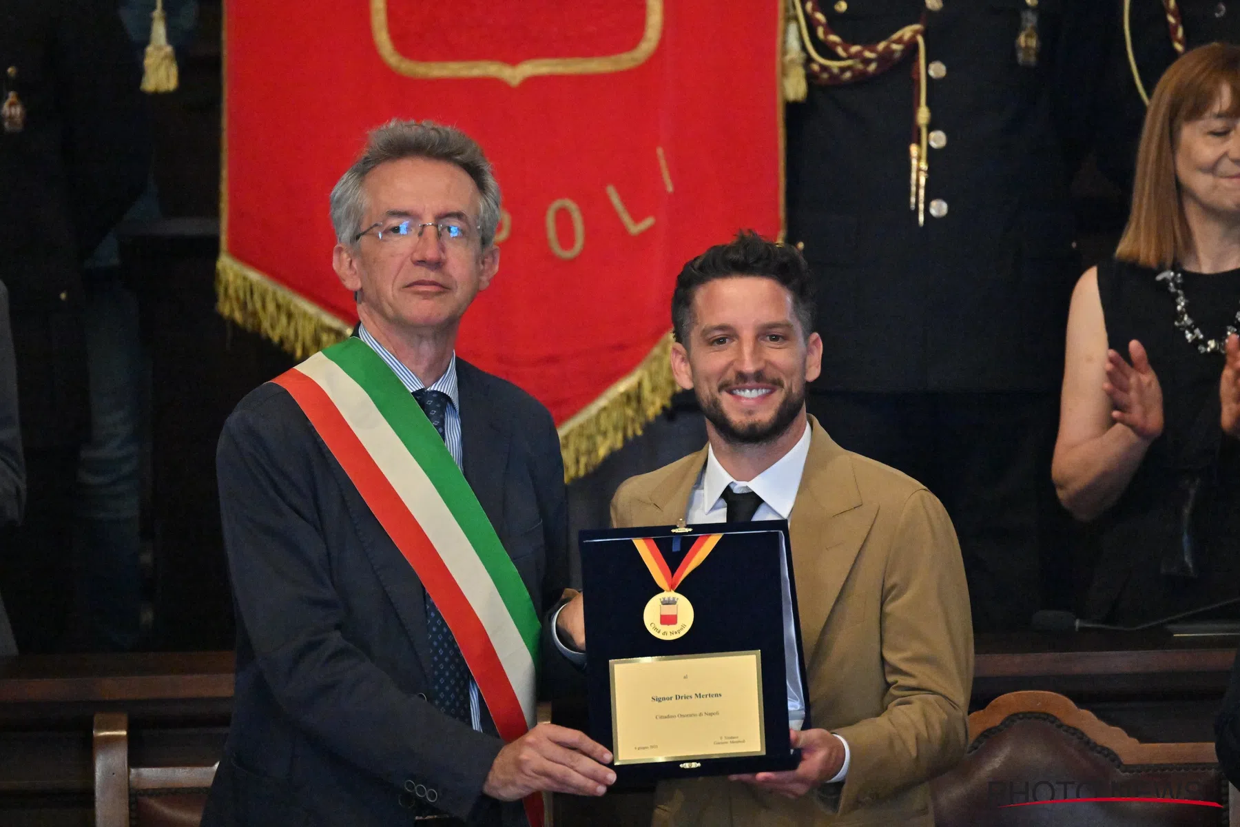 Dries Mertens benoemd tot ereburger van Napels