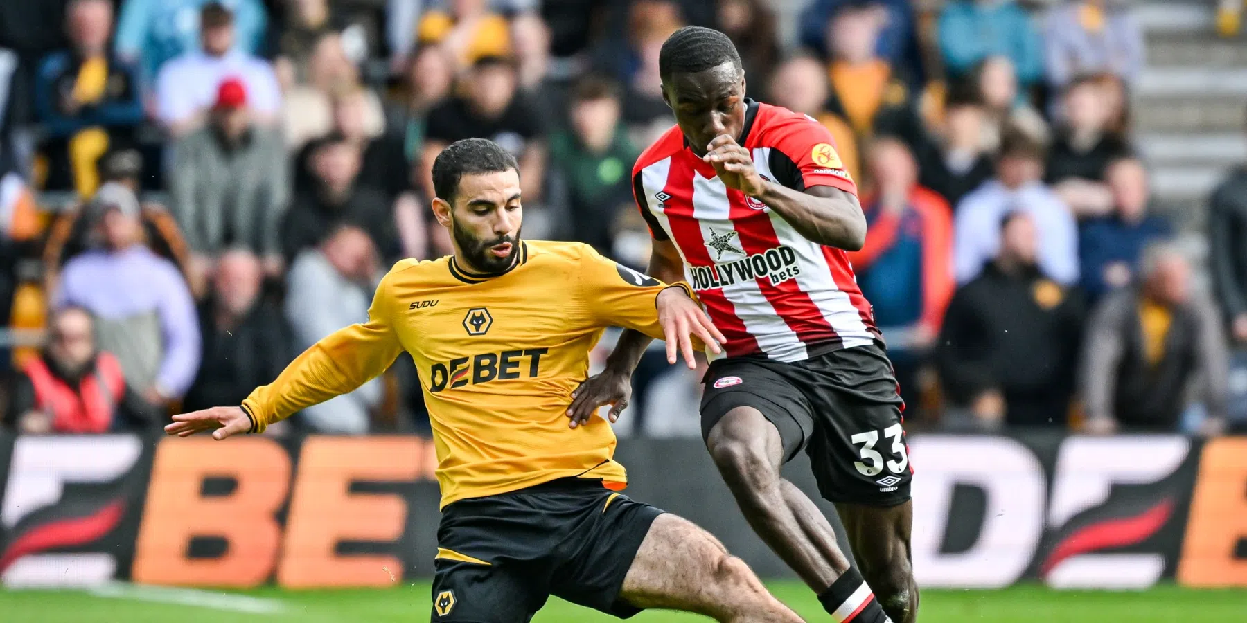 Manchester City legt Rayan Aït-Nouri vast