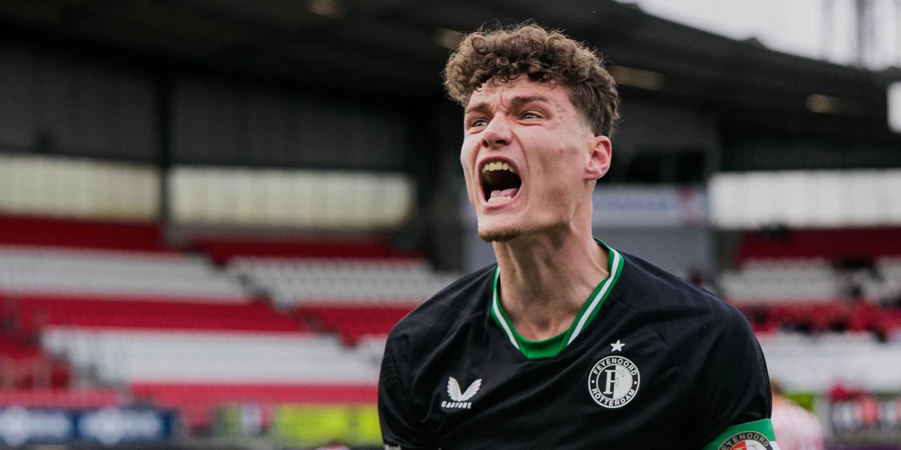 Jong Feyenoord kan sensationele comeback niet voltooien na laat doelpunt Sparta