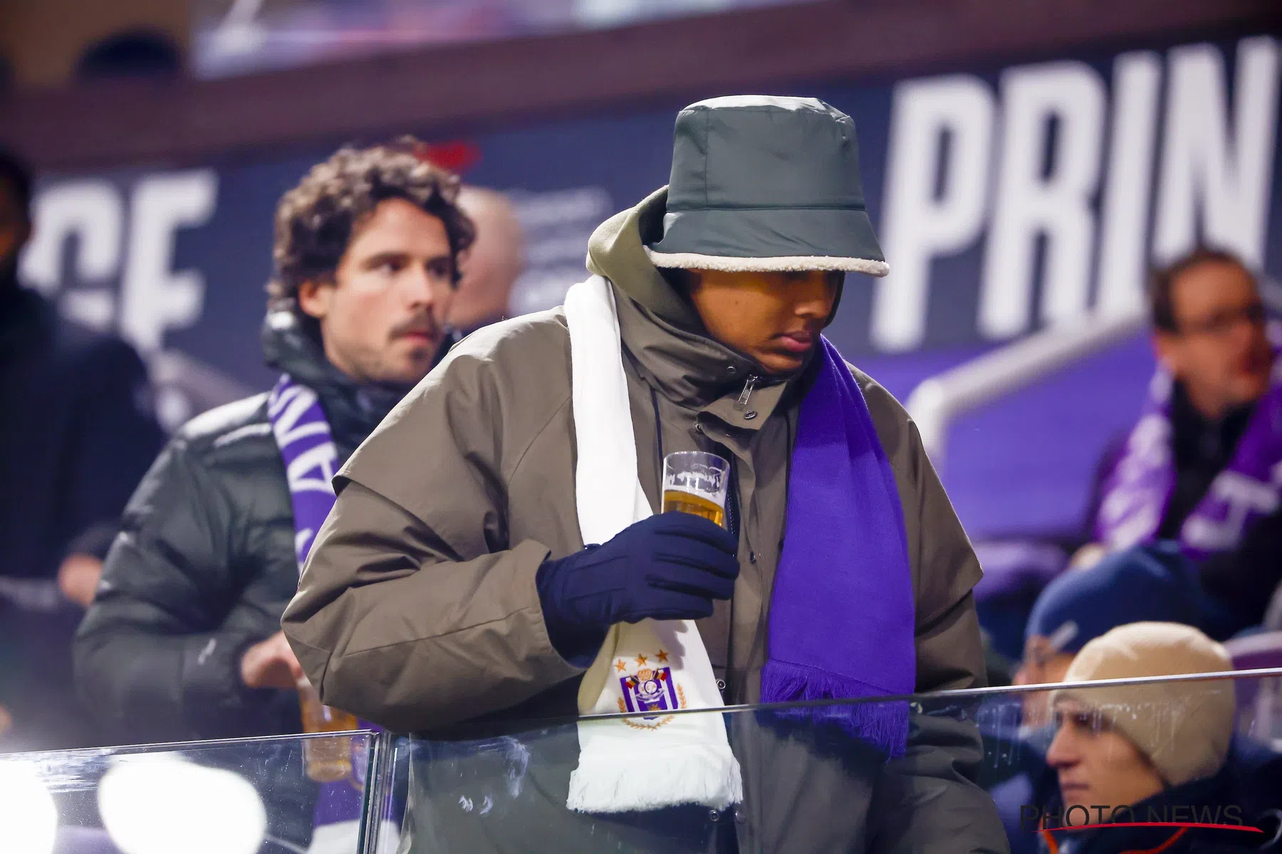 Stromae maakt vernieuwde versie van Anderlecht Chapions (Lange Jojo)