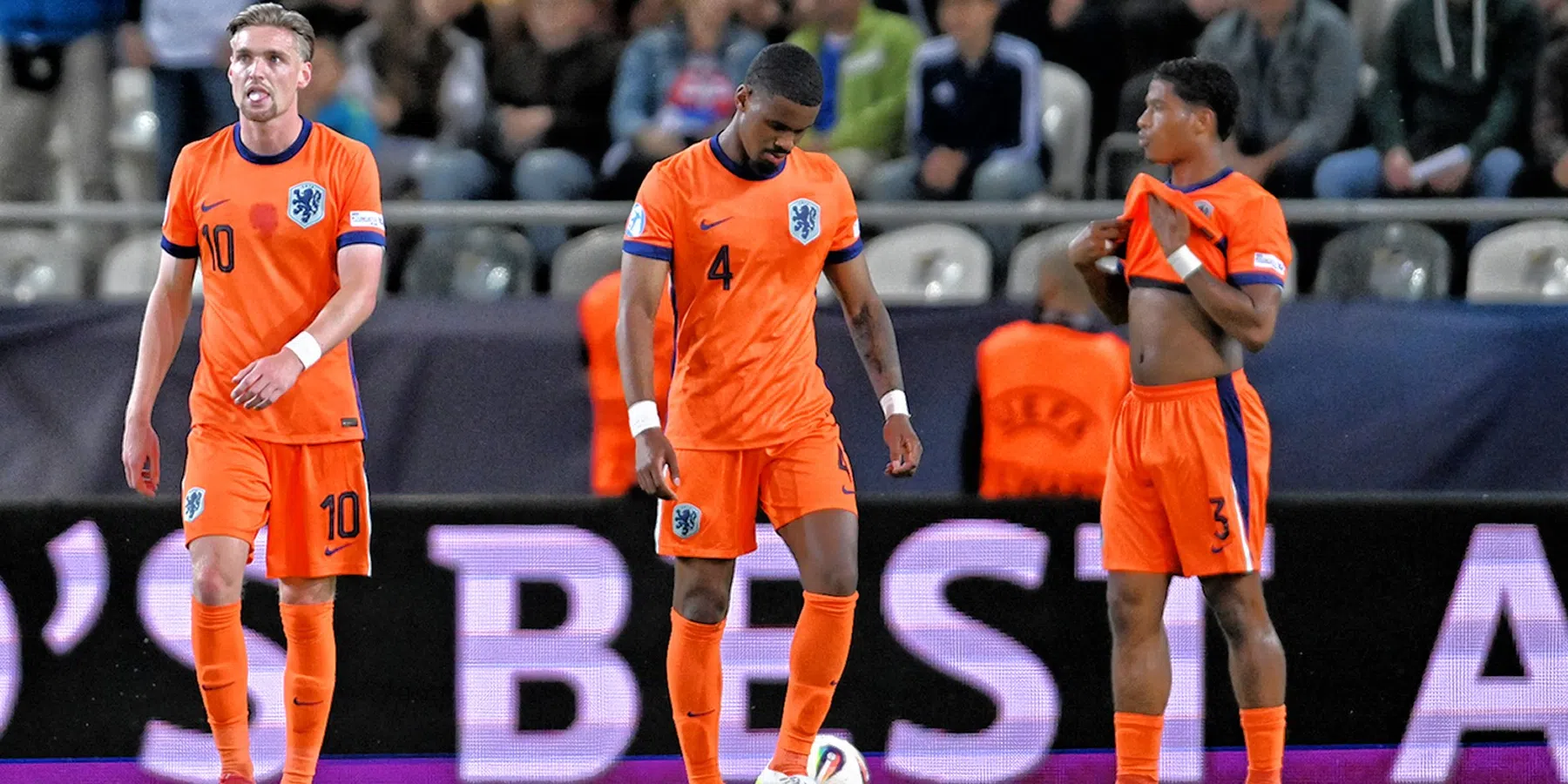 Janssen en Drenthe fileren Jong Oranje na achterstand