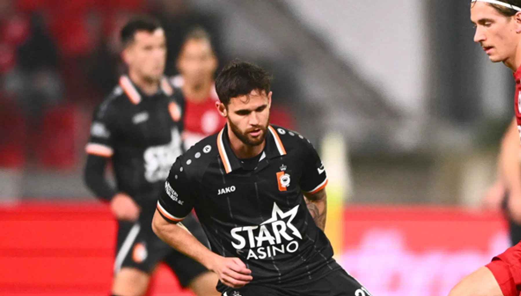 OFFICIEEL: Dispensatiespeler Thibaut Van Acker verlengt bij Club NXT