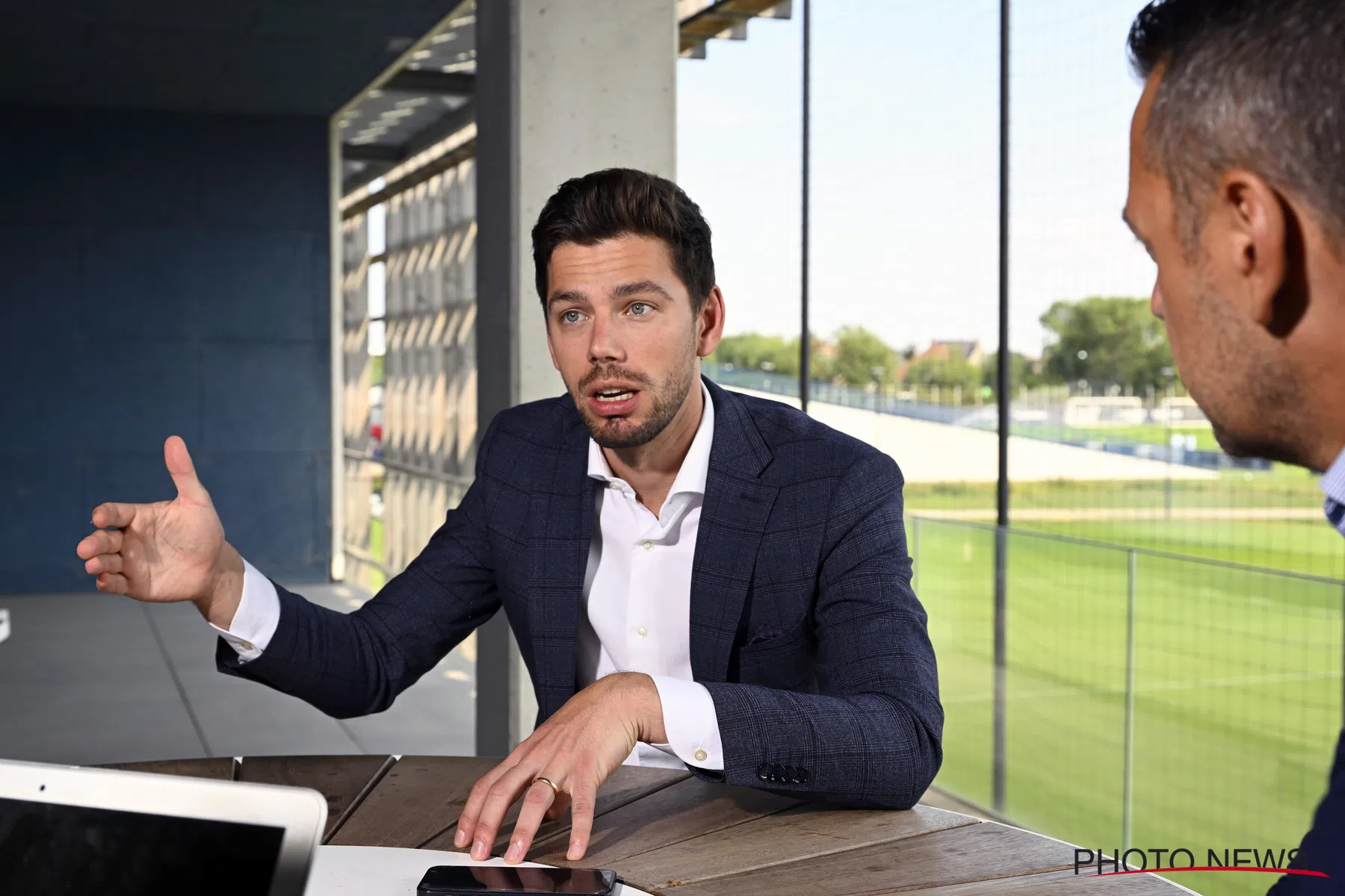 Club NXT-CEO adviseert kleinere clubs: ‘Komen wij, Genk of Anderlecht niet halen’