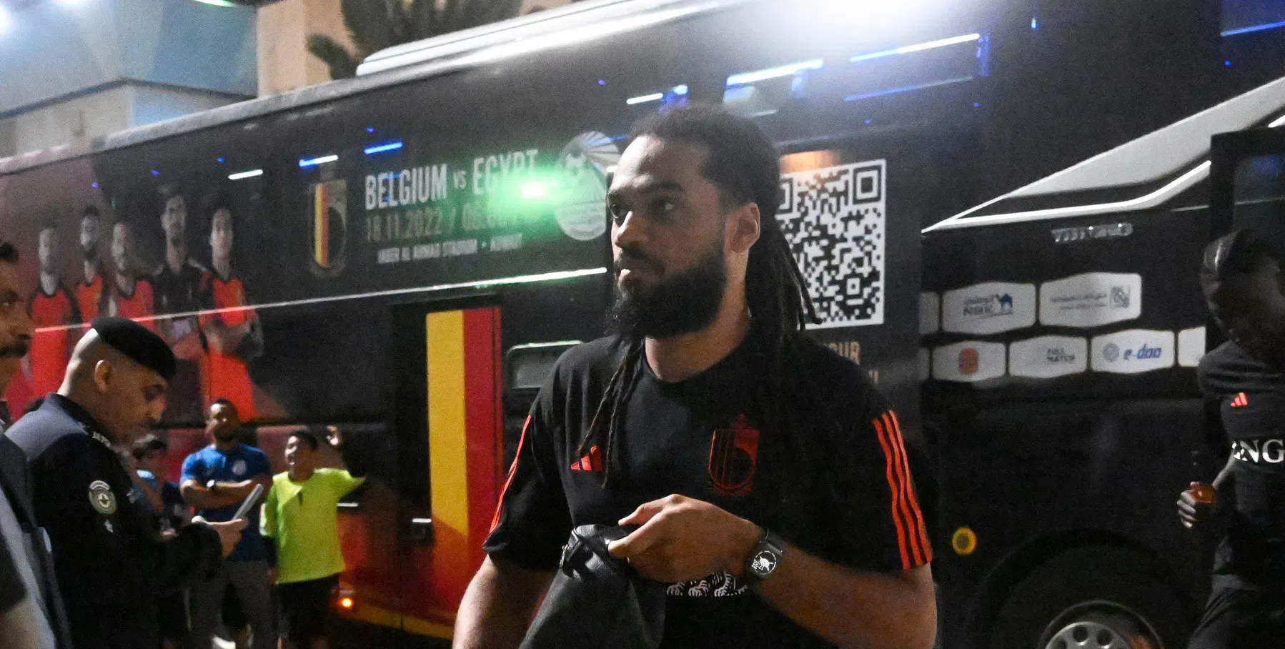 Denayer koos bewust voor het geld: "Hij heeft geen spijt"