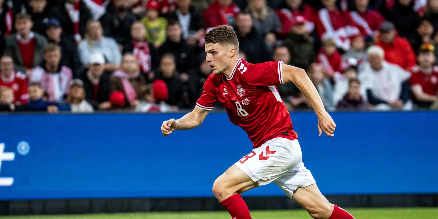 Frankrijk draait kwartfinale tegen Denemarken om en blijft in race om EK-titel