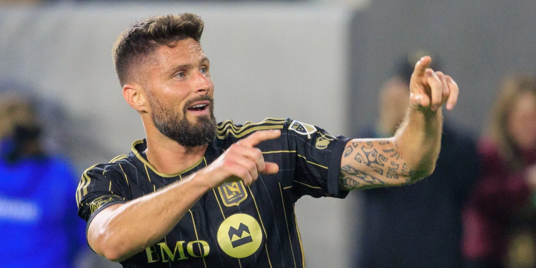 Giroud noemt Virgil van Dijk moeilijkste tegenstander ooit