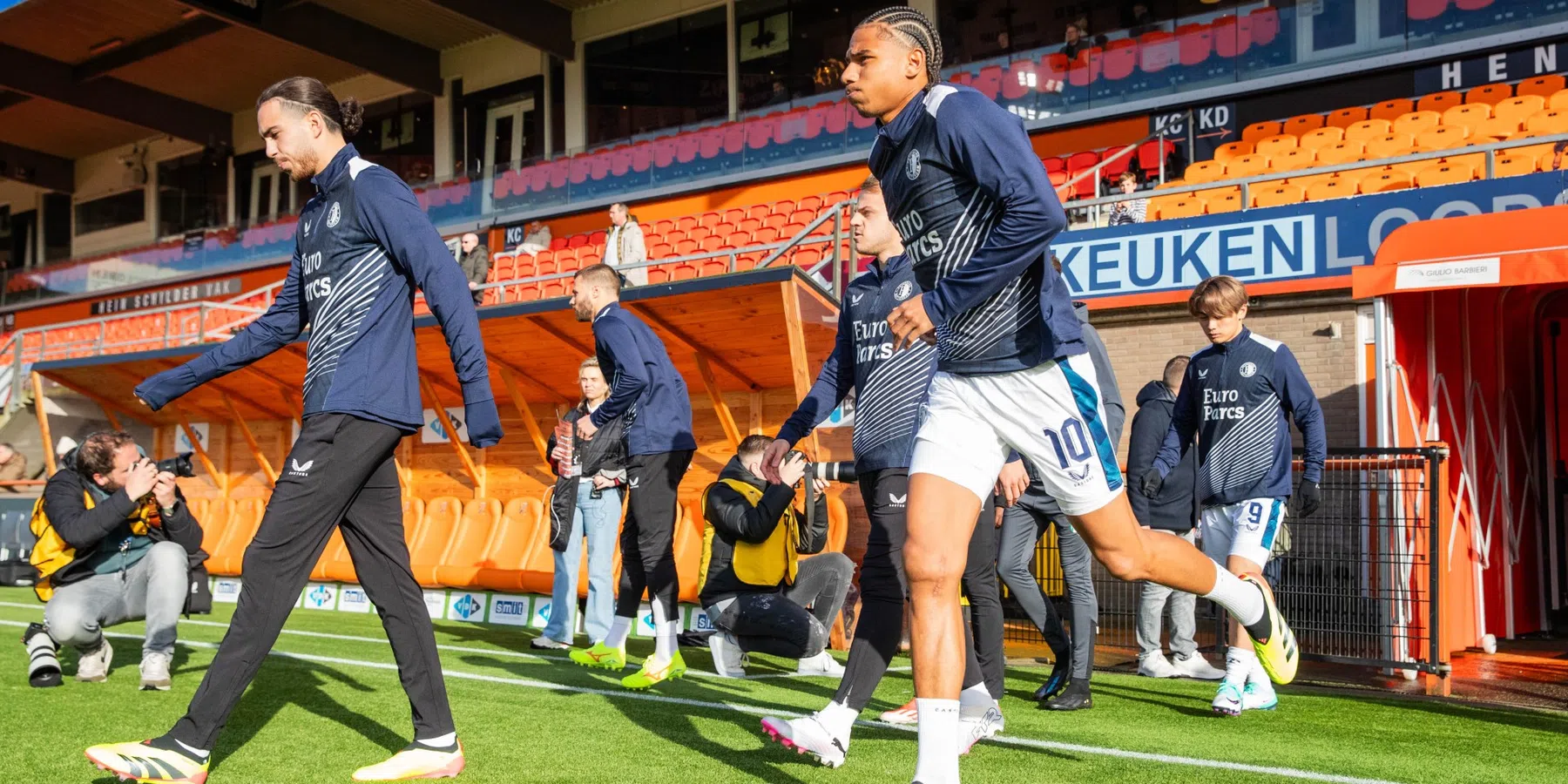 Gouka weet dat spelers en Van Persie niet willen dat Zerrouki en Stengs terugkeren