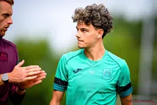 Thumbnail for article: “Niet één uitgespeelde kans in eerste helft Anderlecht, maar leuke dribbels Degreef”