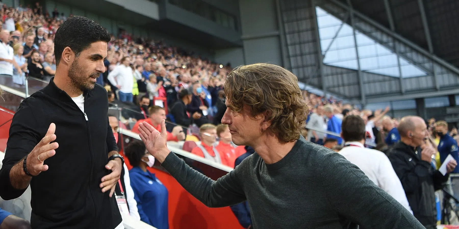 'Arsenal én Tottenham azen op Crystal Palace-aanvaller Eze'