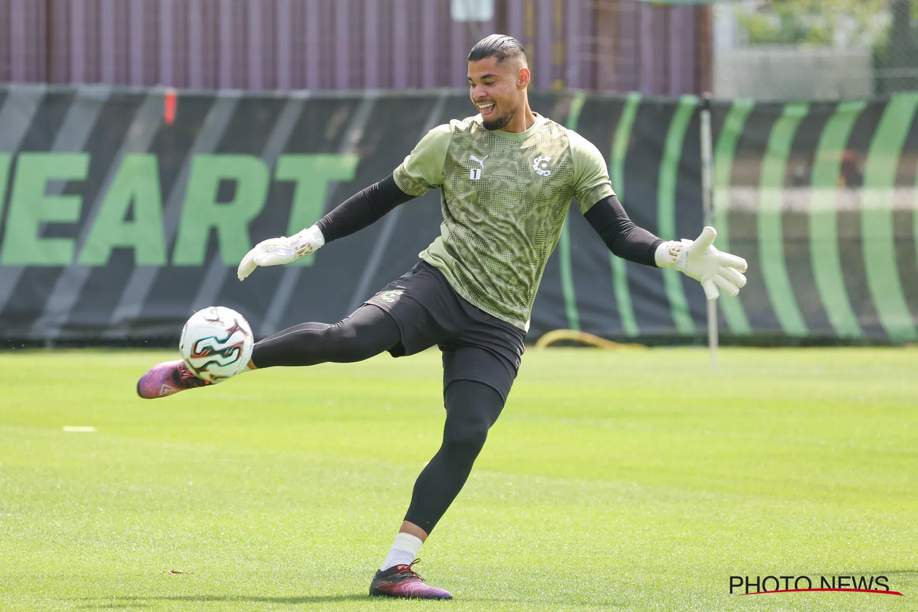 Cercle Brugge moet meerdere erkennen in FC Utrecht, doelmannen redden eer