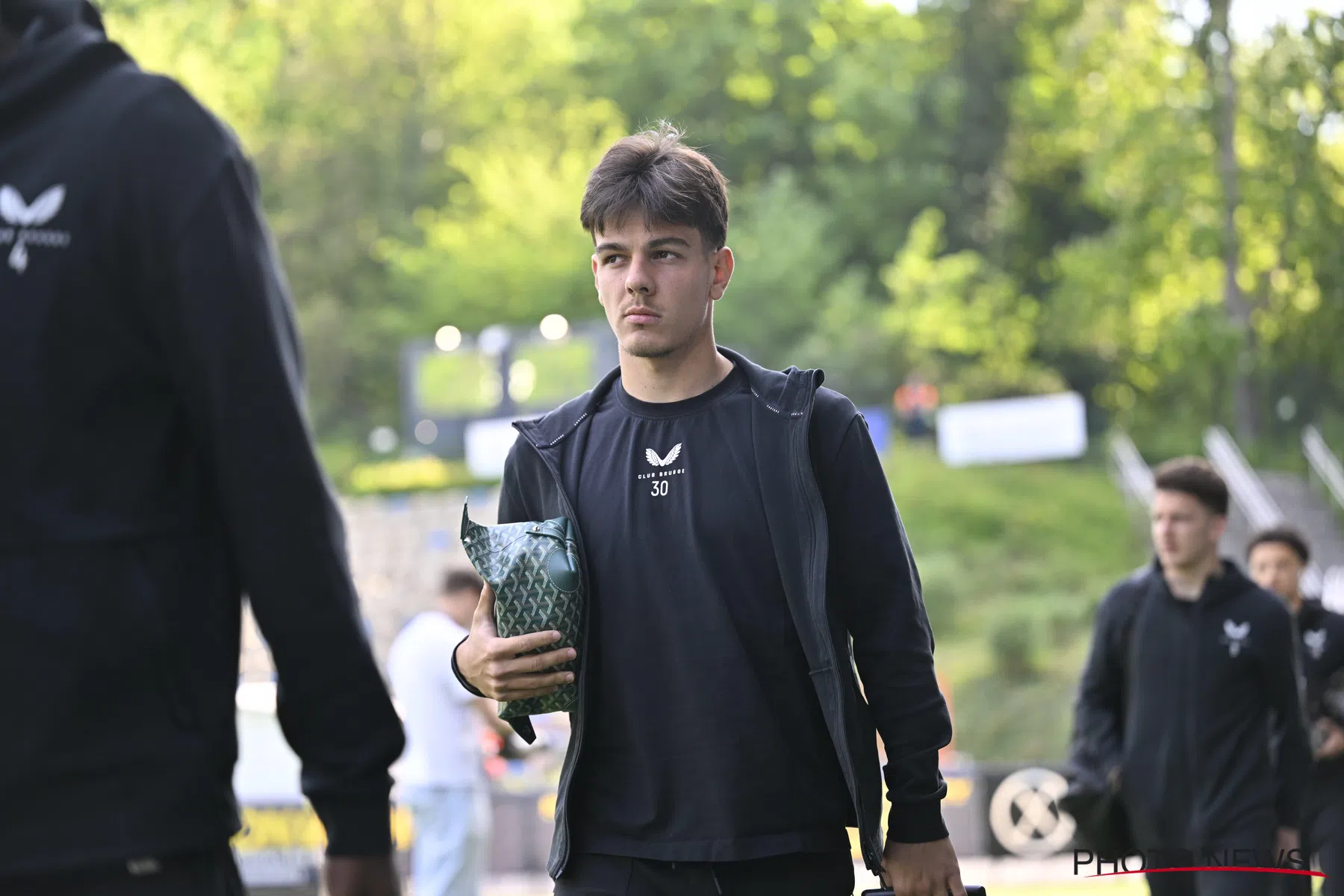 ‘AC Milan wacht op Club Brugge-antwoord, Ardon Jashari staat erop’ 