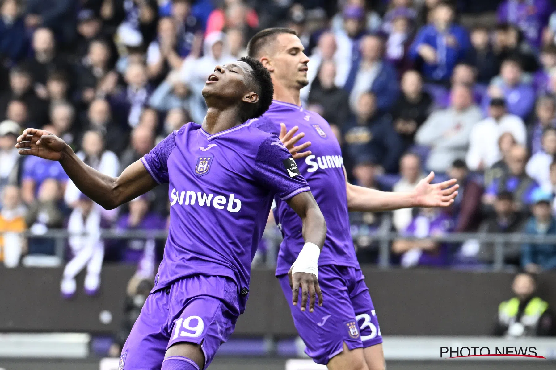 Opvallend detail bij mogelijke transfer Angulo
