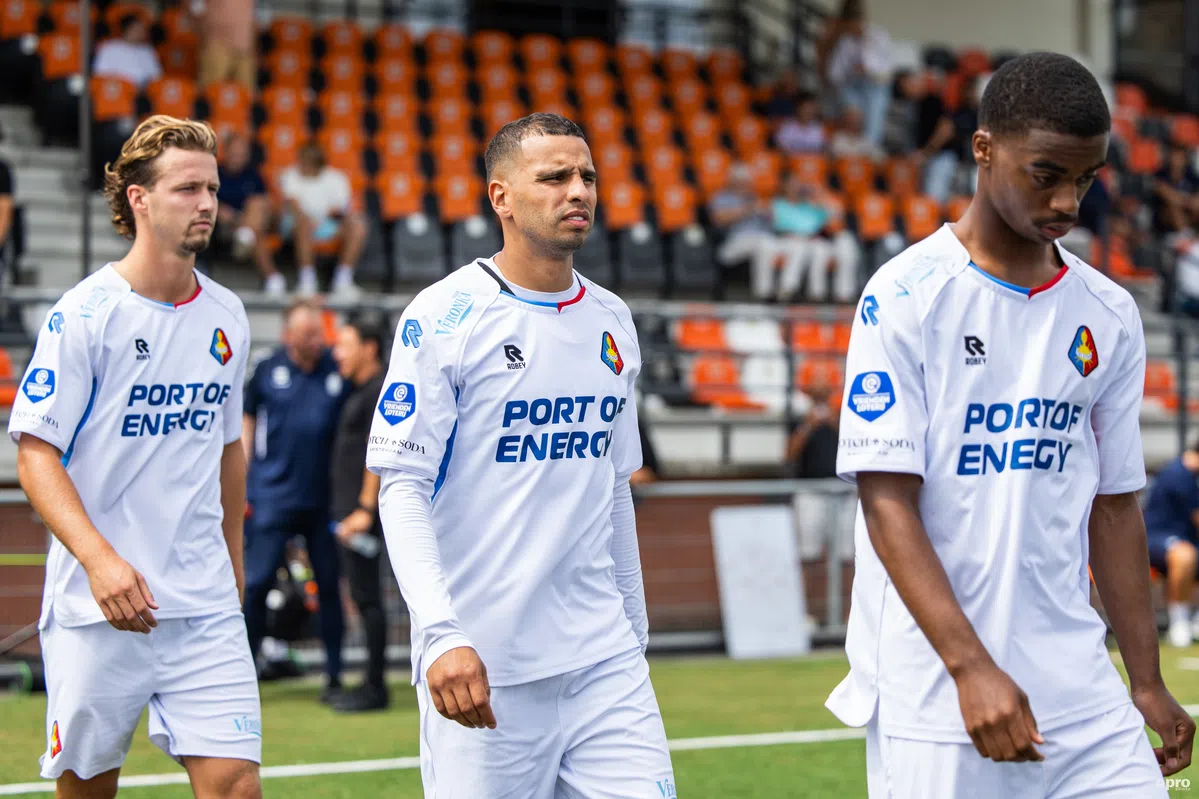 Telstar-coach Correia vertelt over Maher: 'Kwartier was al gewaagd'