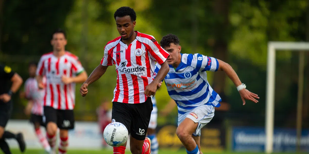 PSV blijft lonken voor 'groeibriljantje': 'Natuurlijk gaat dat in je hoofd zitten'