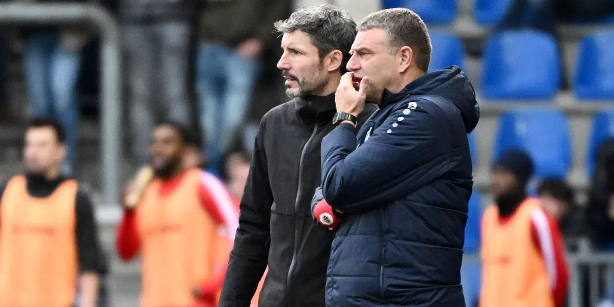 Van Bommel lovend over PSV'er: 'Qua niveau vergelijkbaar met Kieft en Vennegoor'