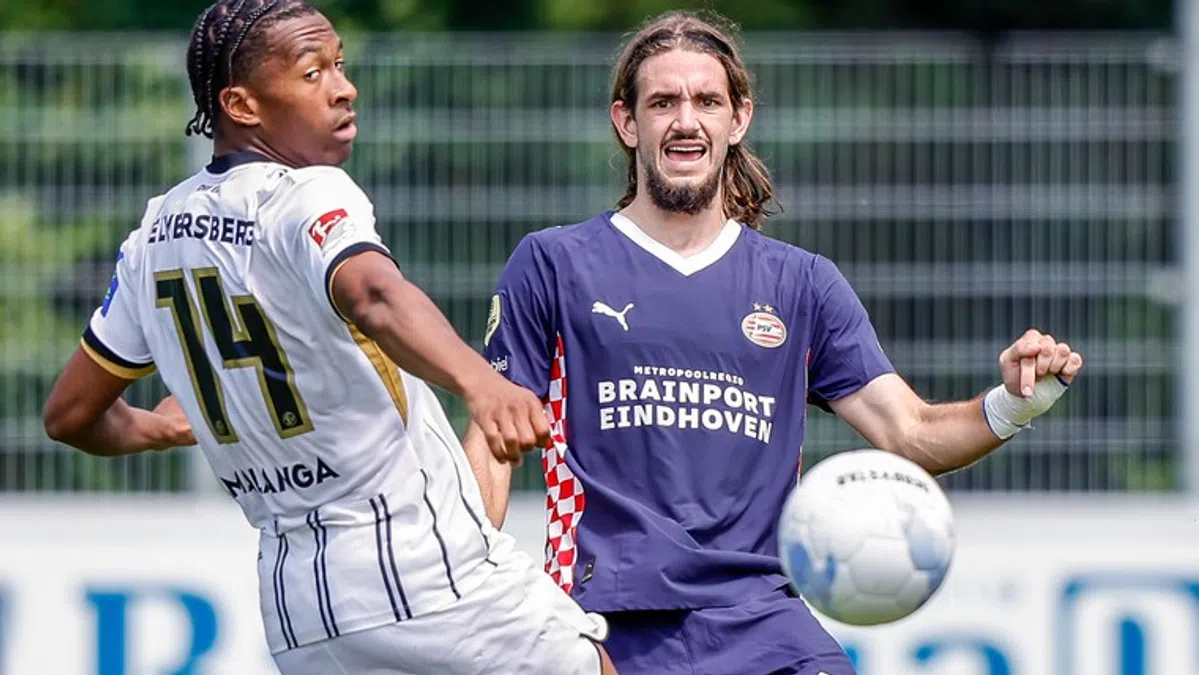 PSV-aanwinst maakt indruk op Vink en Kwakman: 'Fijne speler om naast je te hebben'