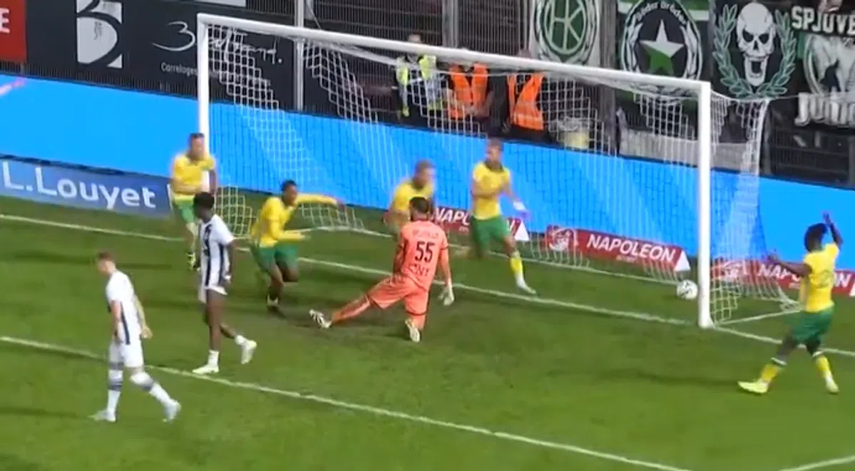 Zou Rik Drama voor Charleroi in minuut 119, na cruciale misser van Stulic