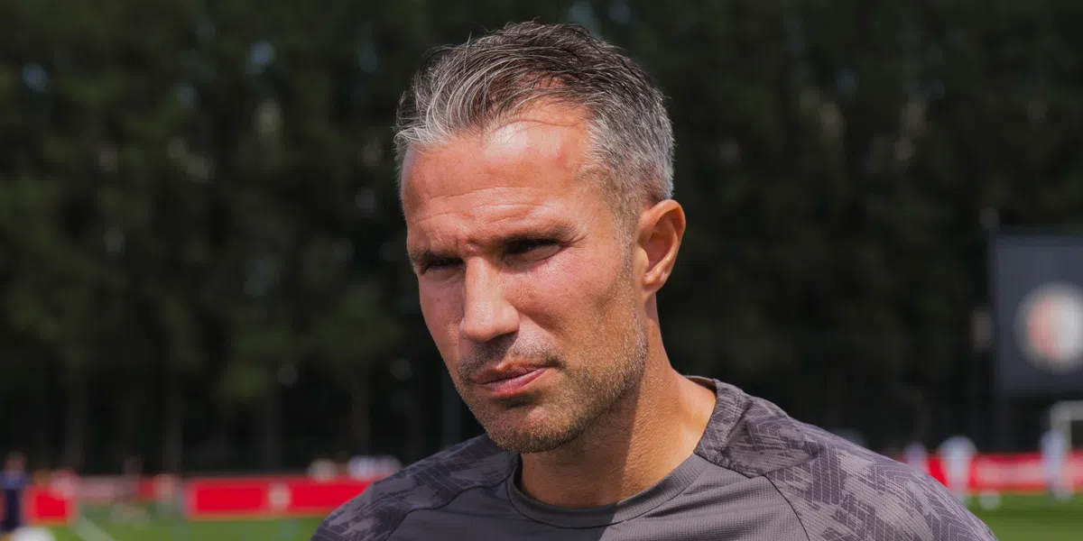 Van Persie steekt loftrompet: 'Hij is nóg een level hoger gaan presteren'