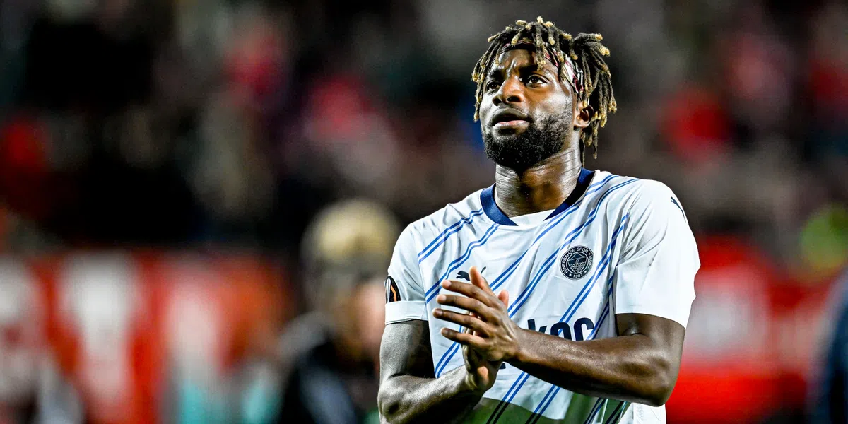 Buitenspel: Franse baltovenaar (ex-Newcastle) traint in nieuw uitshirt Ajax