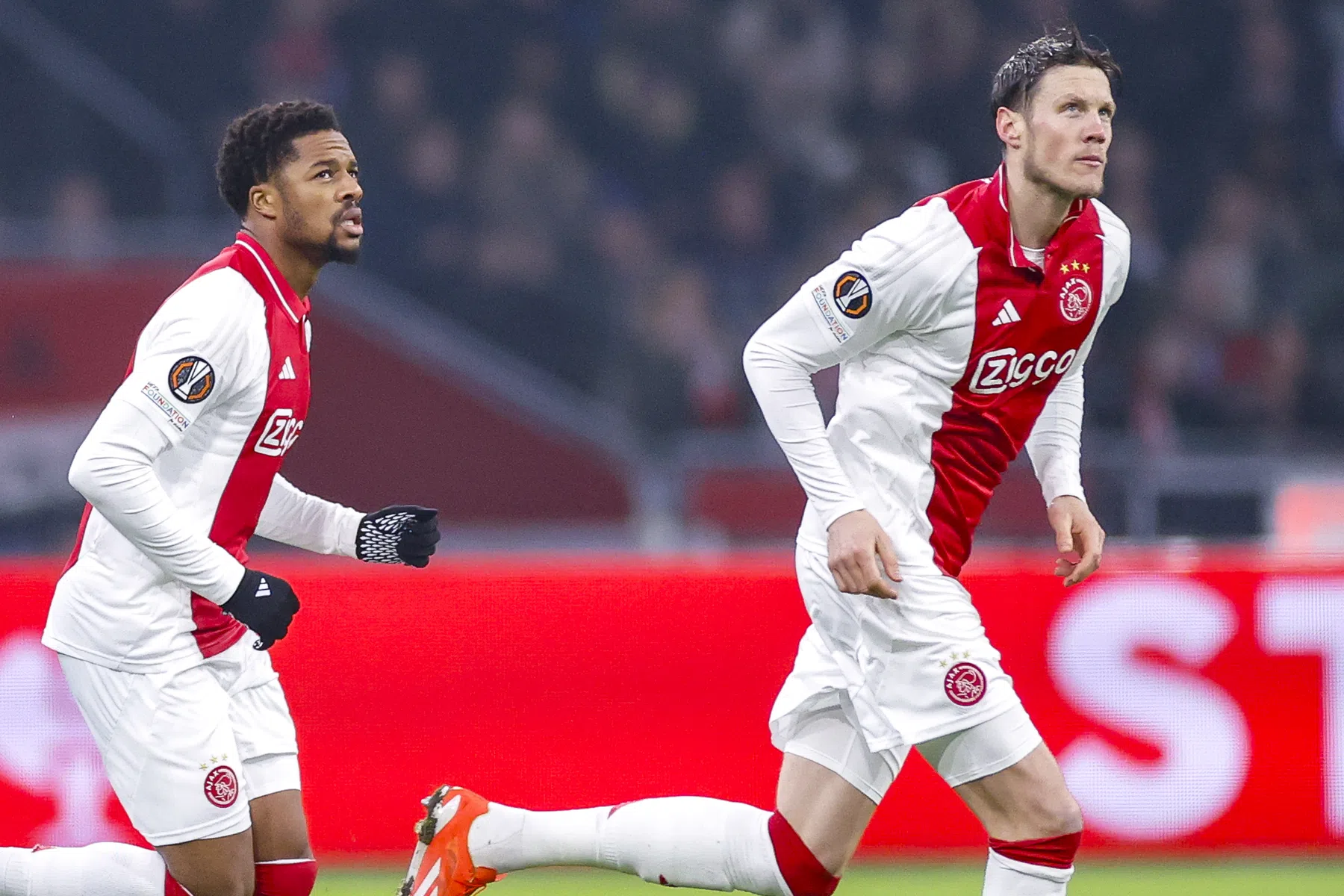 Birmingham City wil Chuba Akpom van Ajax huren