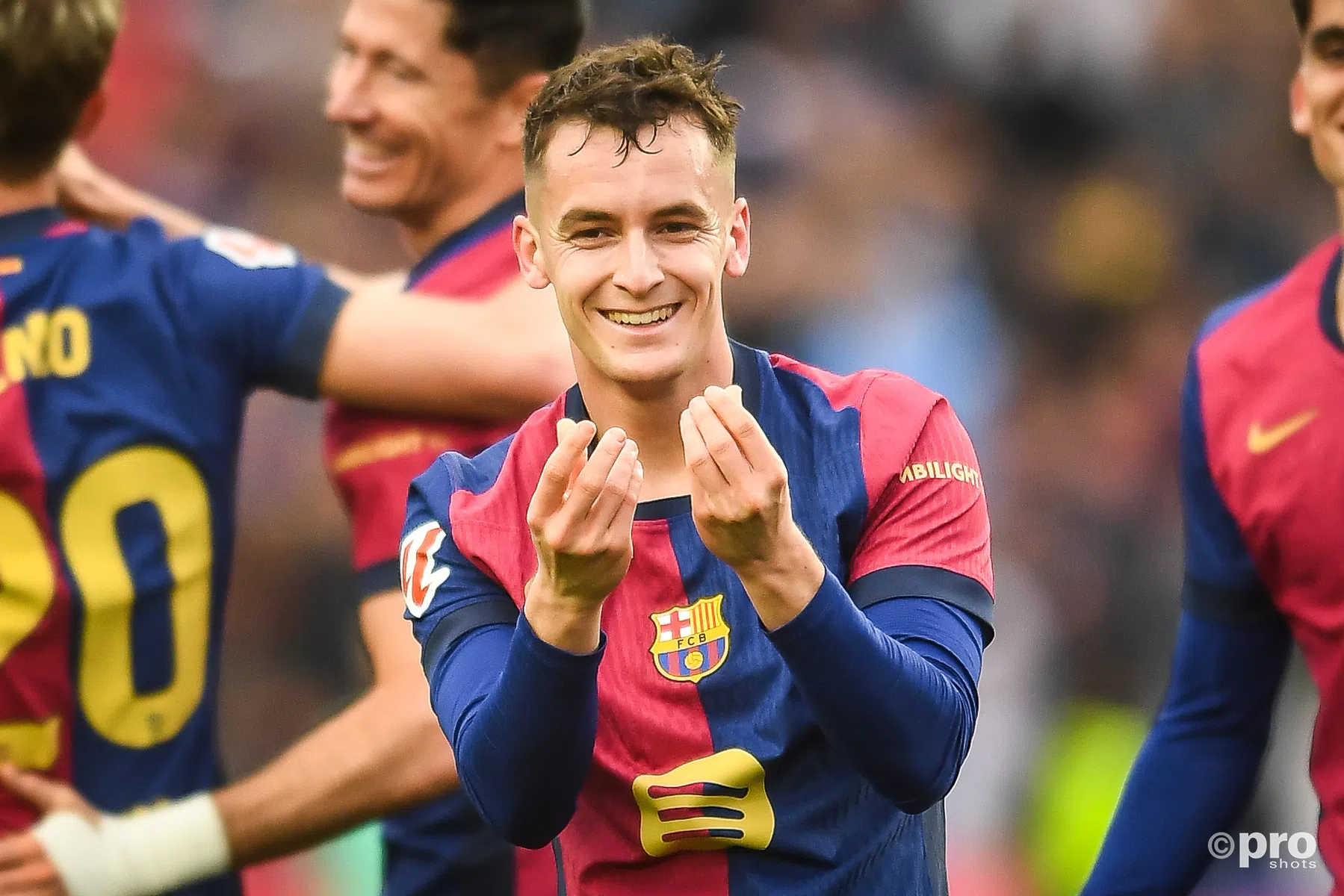 'Barça-middenvelder overweegt vertrek door concurrentie van onder meer De Jong'