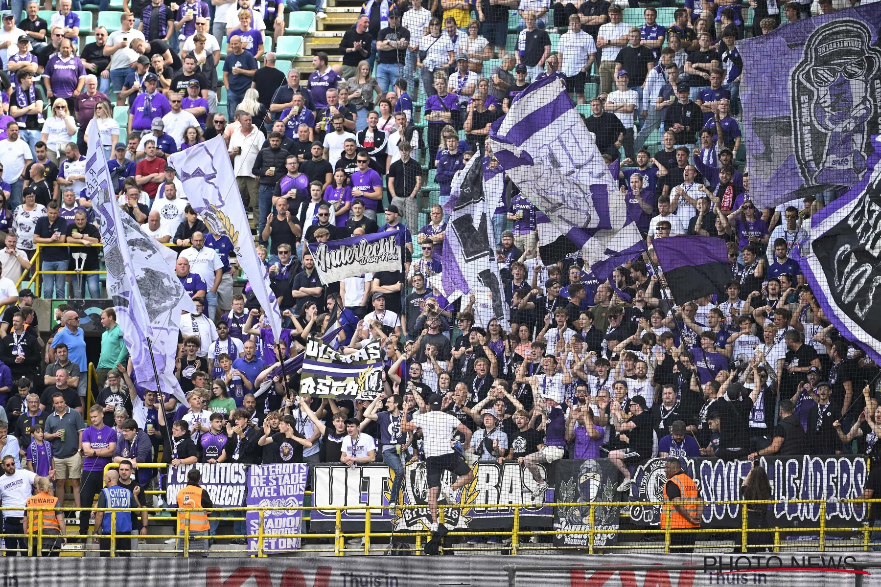 Peter Vandenbempt kritisch op RSC Anderlecht