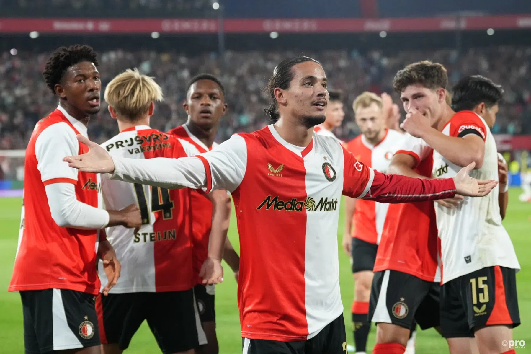 Feyenoord triomfeert tegen Fenerbahçe