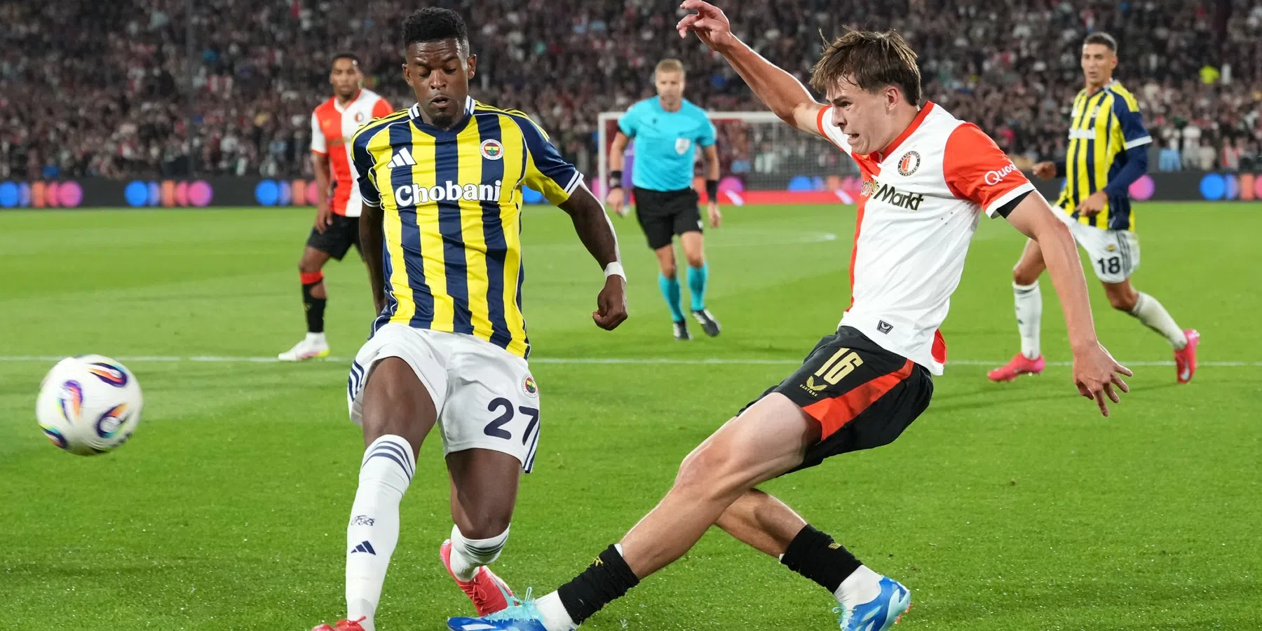 Feyenoord mist drietal voor return tegen Fenerbahçe, Smal keert terug