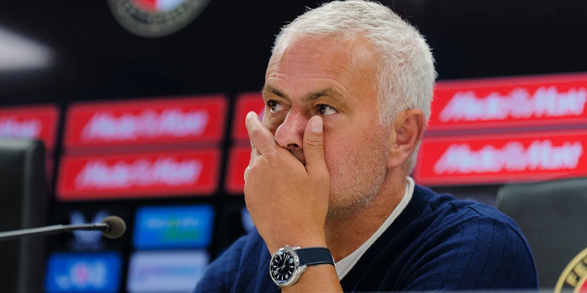 Turkse media kraken 'zeurende' Mourinho na Feyenoord-zege: 'Is hij uit de mode?'