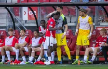 Thumbnail for article: Veel emoties en tranen bij AZ-speler na wissel tegen FC Groningen