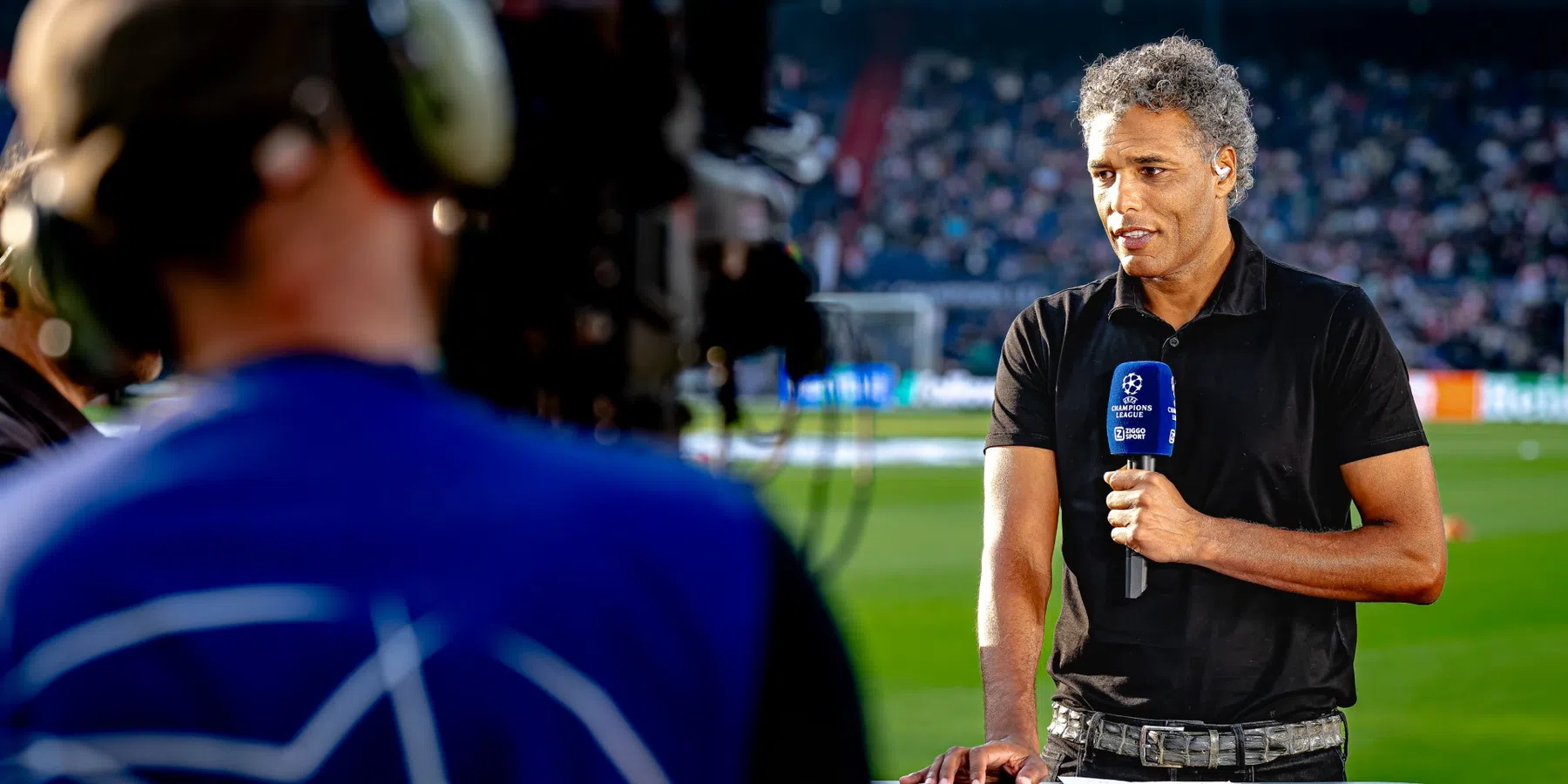 Van Hooijdonk vindt dat AZ Parrott moet verkopen