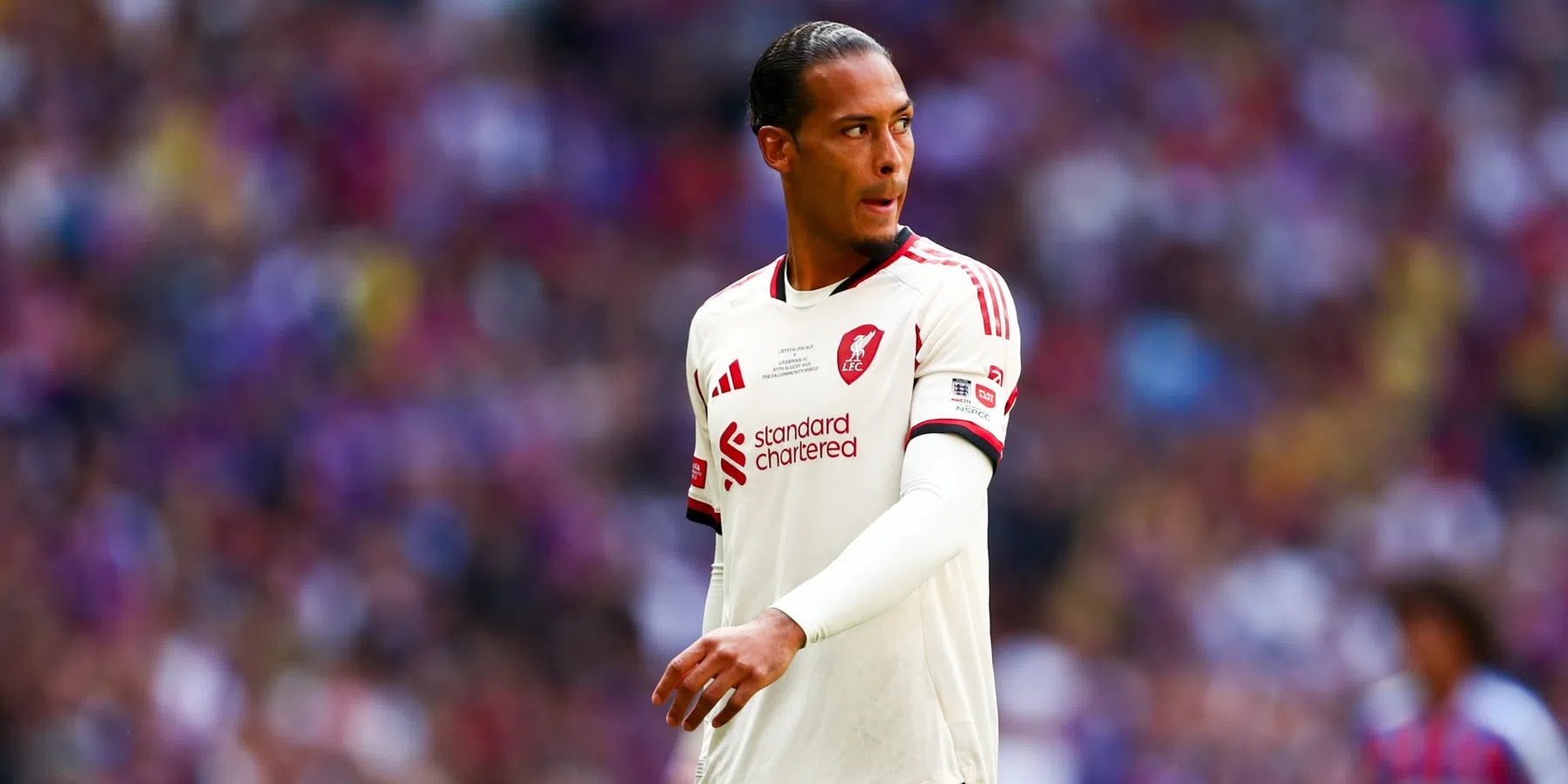 Van Dijk hoopt op nieuwe aanvallende versterkingen bij Liverpool