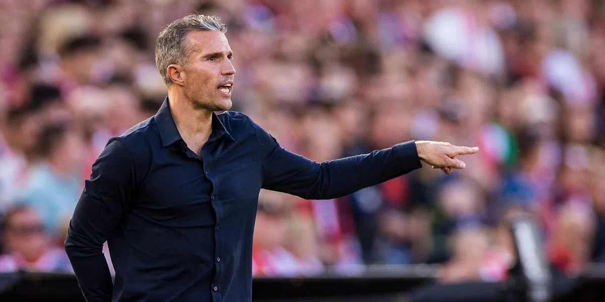 Van Persie vreest Turkse 'hel' niet: 'Gewoon een veld, alleen op een andere plek'