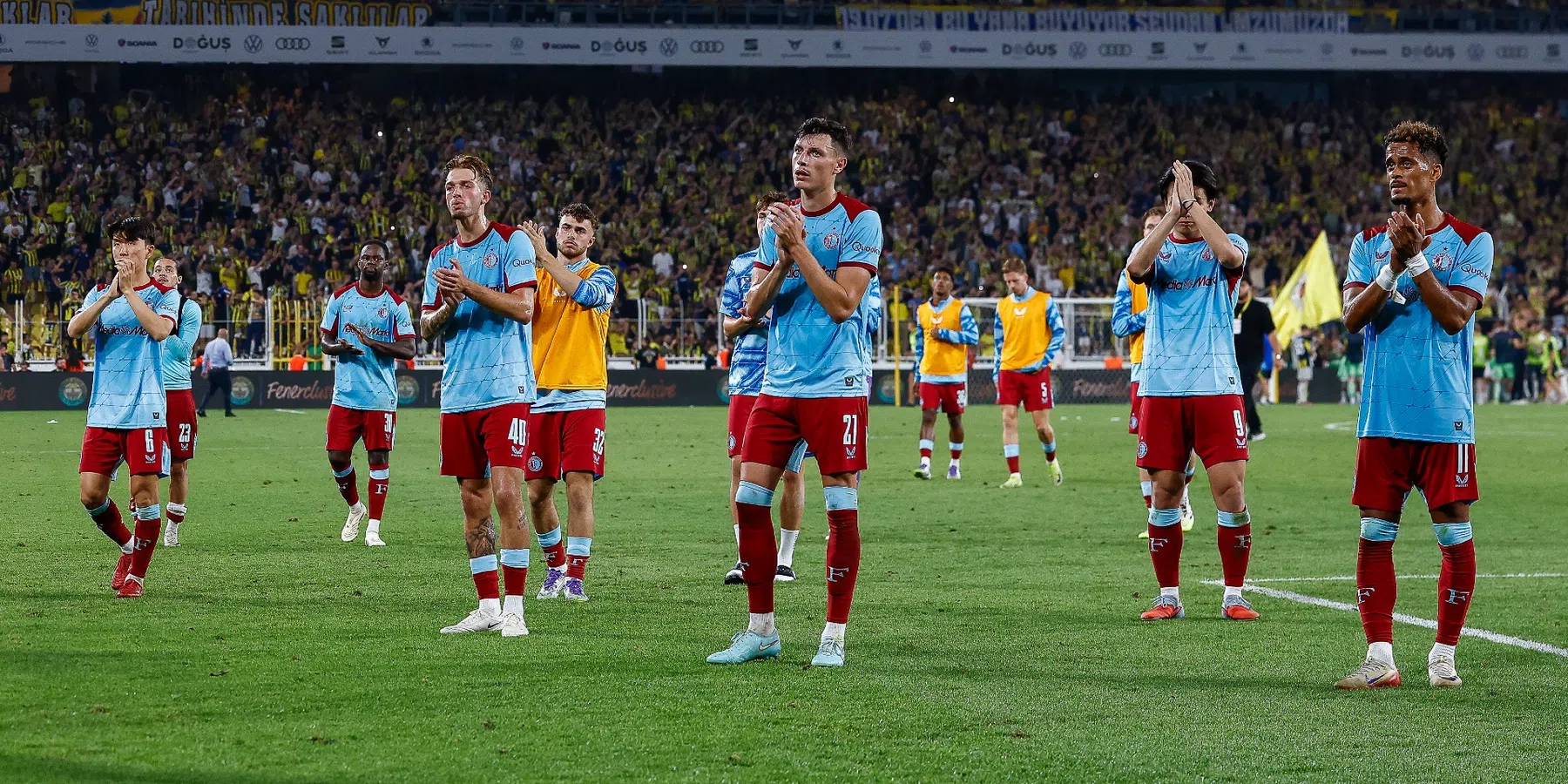 Kranten over Fenerbahçe - Feyenoord