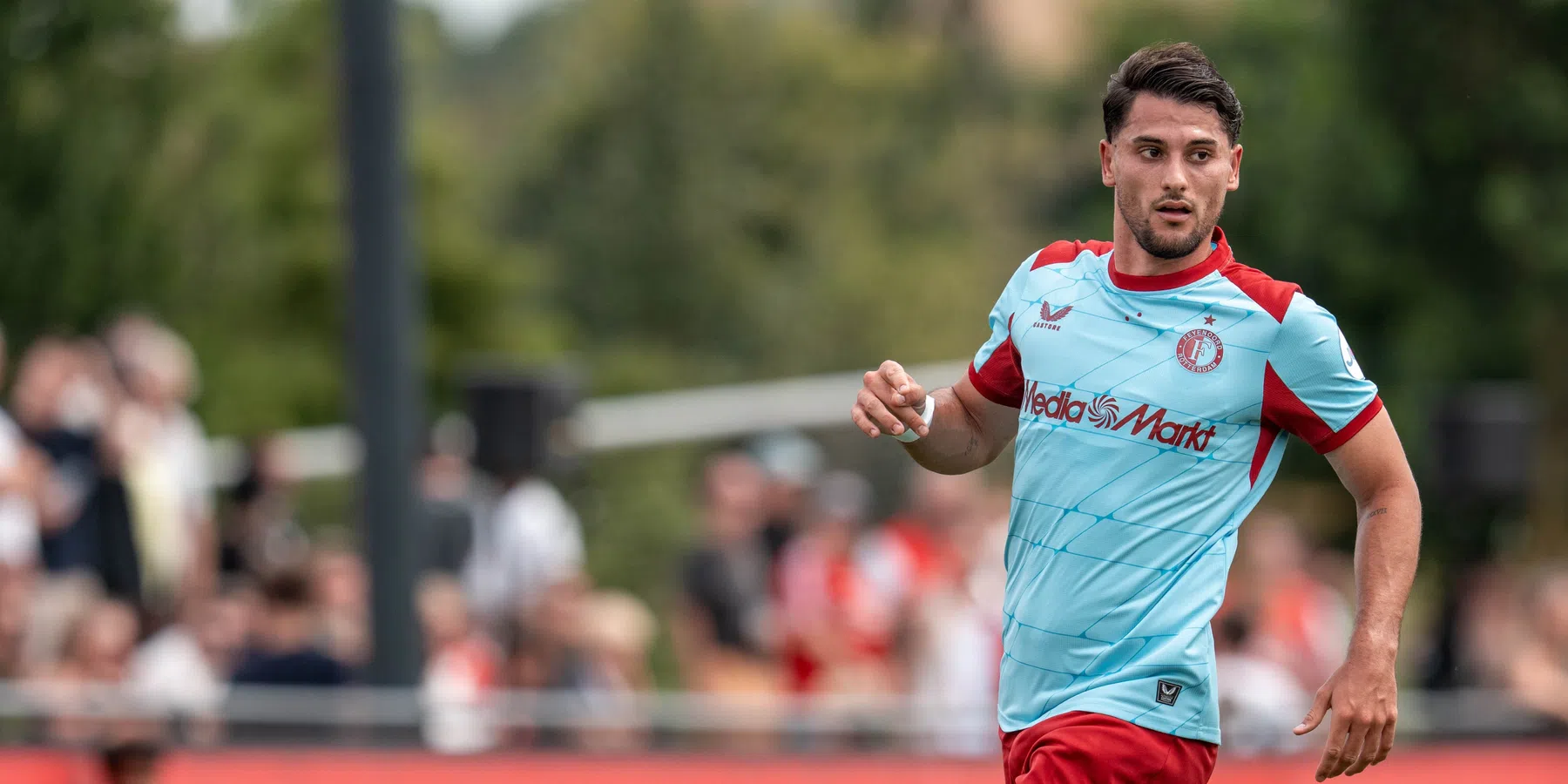 Feyenoord-viertal 'vermist'