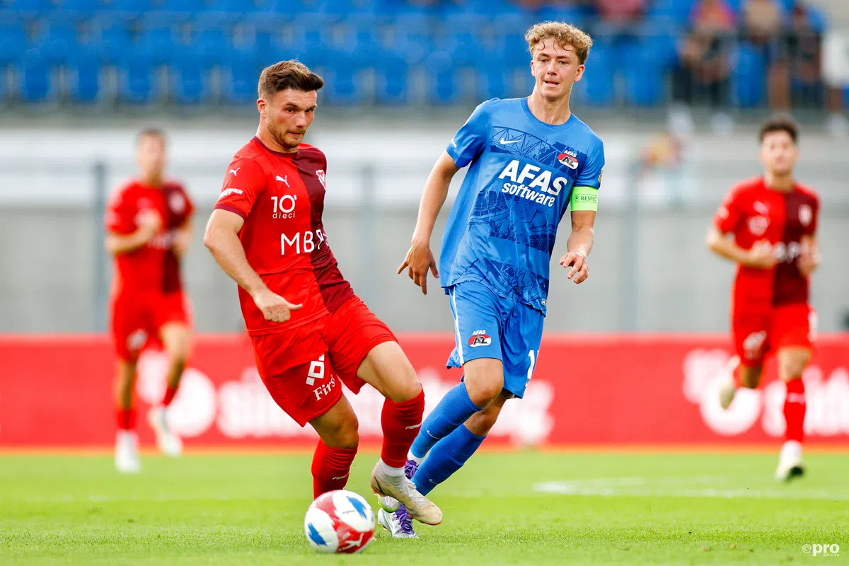 Mijnans pikt er één AZ-teamgenoot uit na late zege op Vaduz: 'Echt fantastich'
