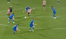 PSV-target maakt nu al goal van seizoen met ongelofelijke knal vanaf middellijn