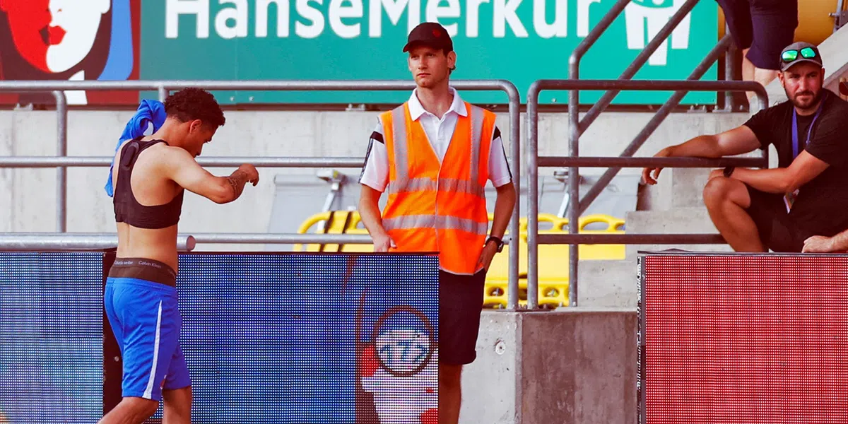 Ongeloof na bizar moment bij FC Vaduz - AZ: 'Wat bezielt je dan?'