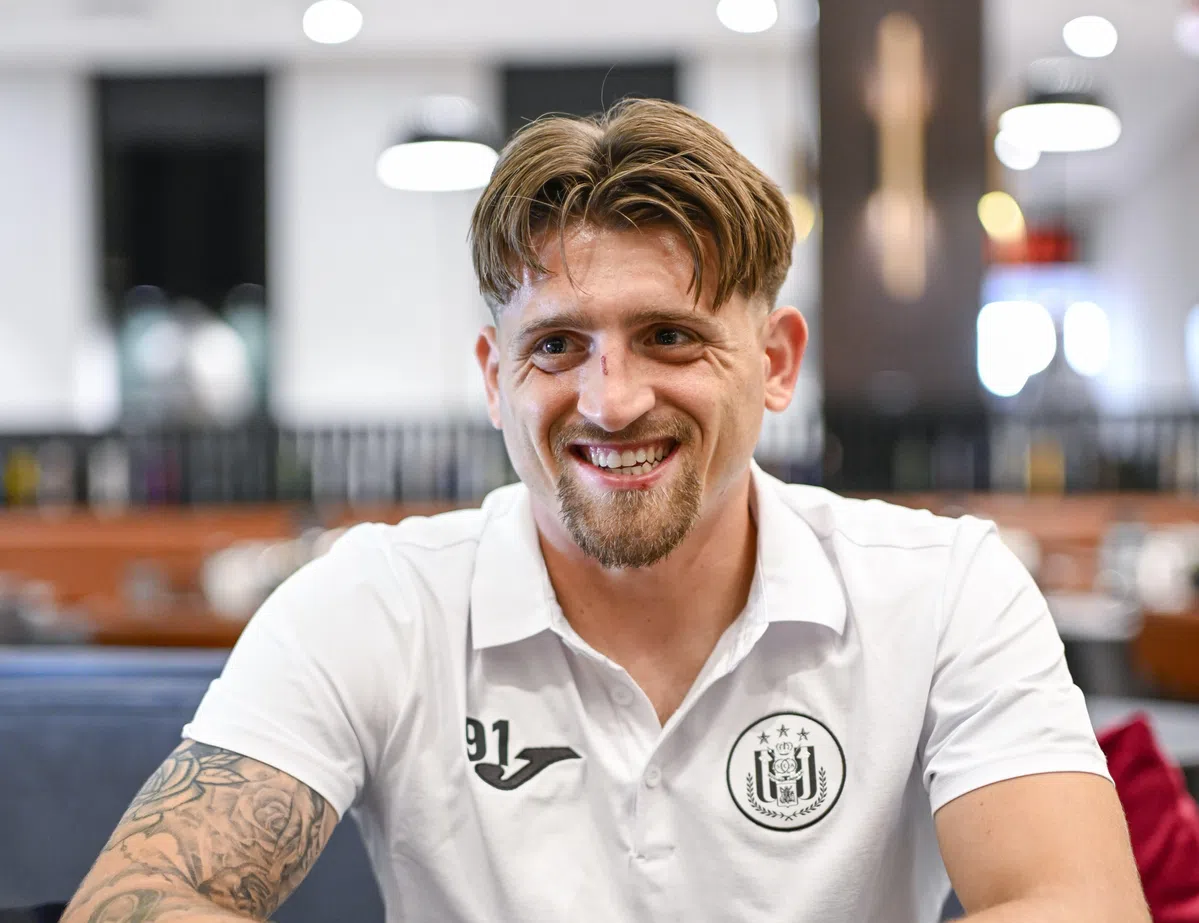 'Je mag me vergelijken met Vardy, maar dan zonder enkelband, bier of Red Bull'