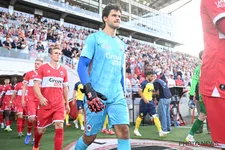 Thumbnail for article: 'Toekomst Onana hoogst onzeker: United verwelkomt alsnog nieuwe keeper'