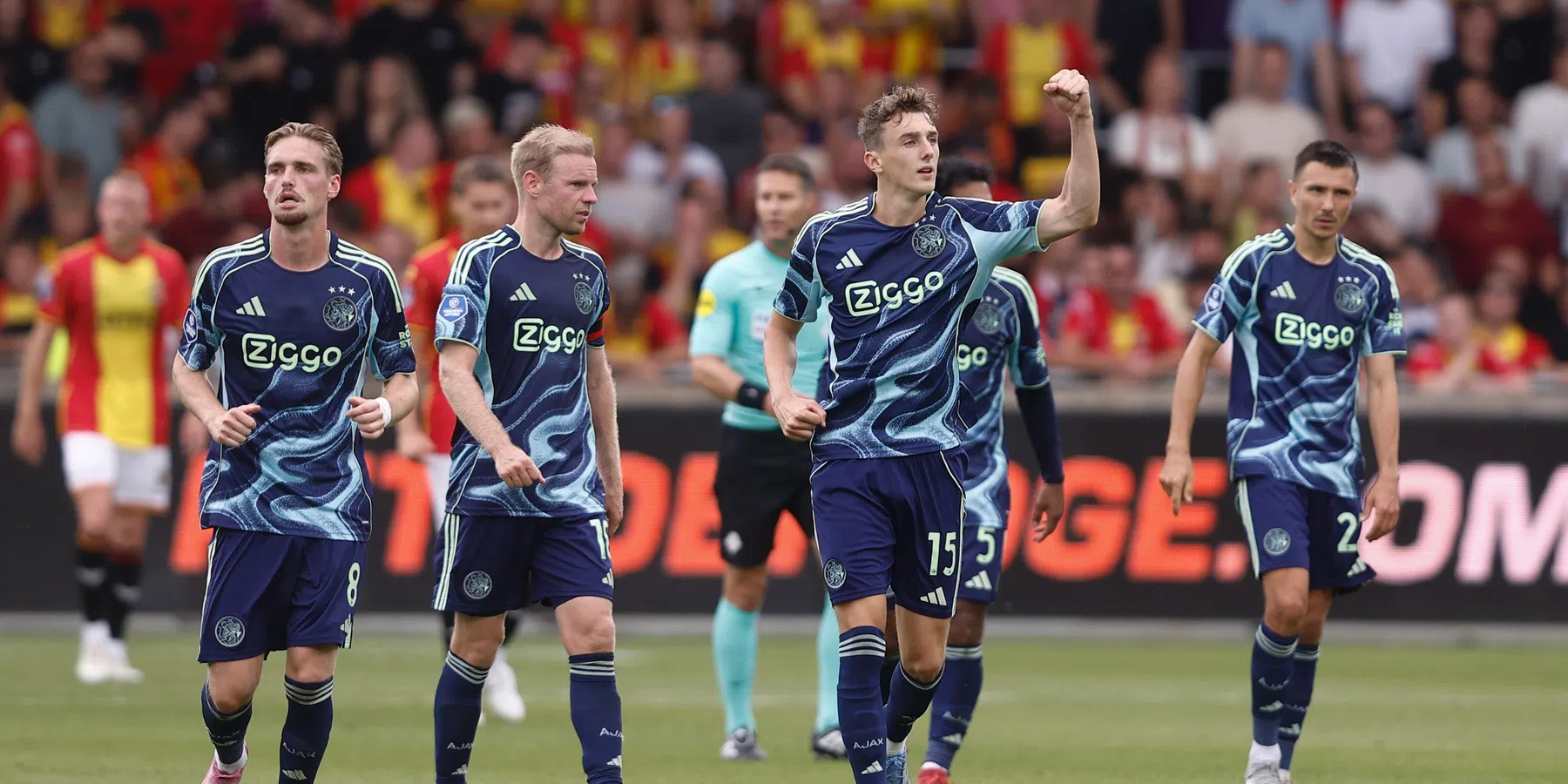 Baas geeft Moro op zijn donder bij Ajax