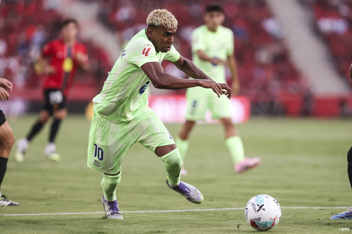 Flick baalt van Barça, maar superduo Yamal en Raphinha boezemt angst in